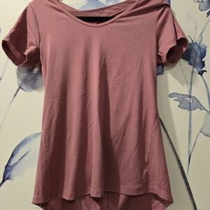 BCBG Mauve Short Sleeve Tee